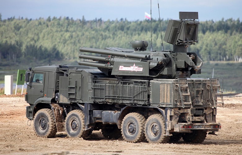 Зенитный ракетно-пушечный комплекс Панцирь-С1 на шасси КАМАЗ-6560